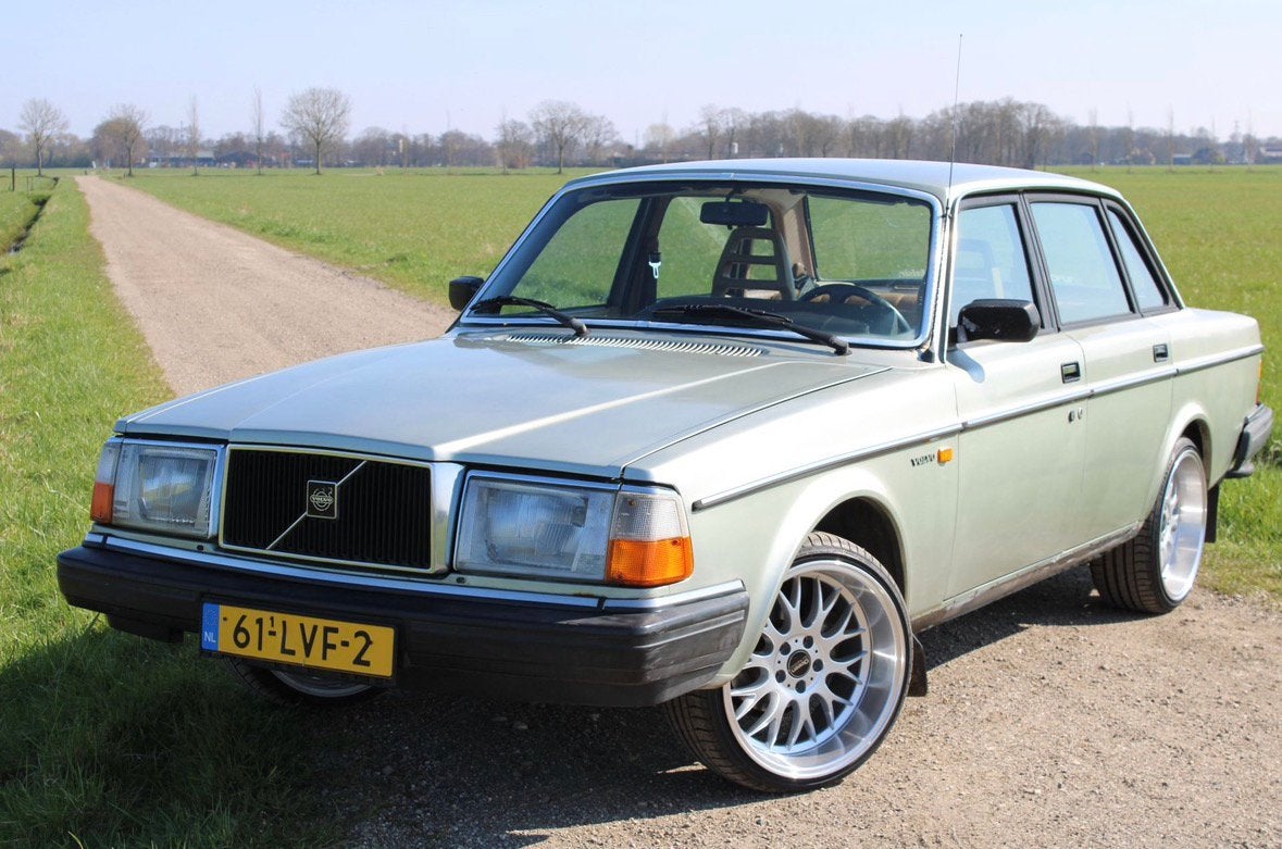 Volvo 240 Diesel Belastingvrij 1983, Automaat, Achterwielaandrijving, Beige, Leder