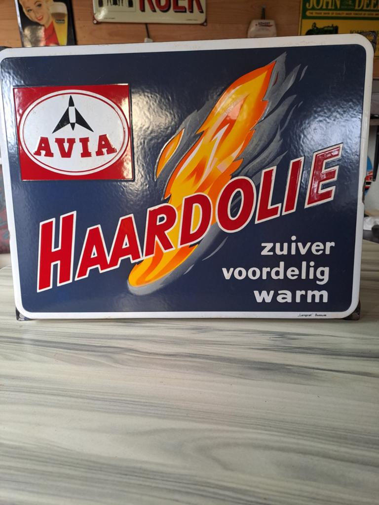 Mooi oud emaille bord Avia Haardolie, Verzamelen, Ophalen of Verzenden, Gebruikt, Reclamebord