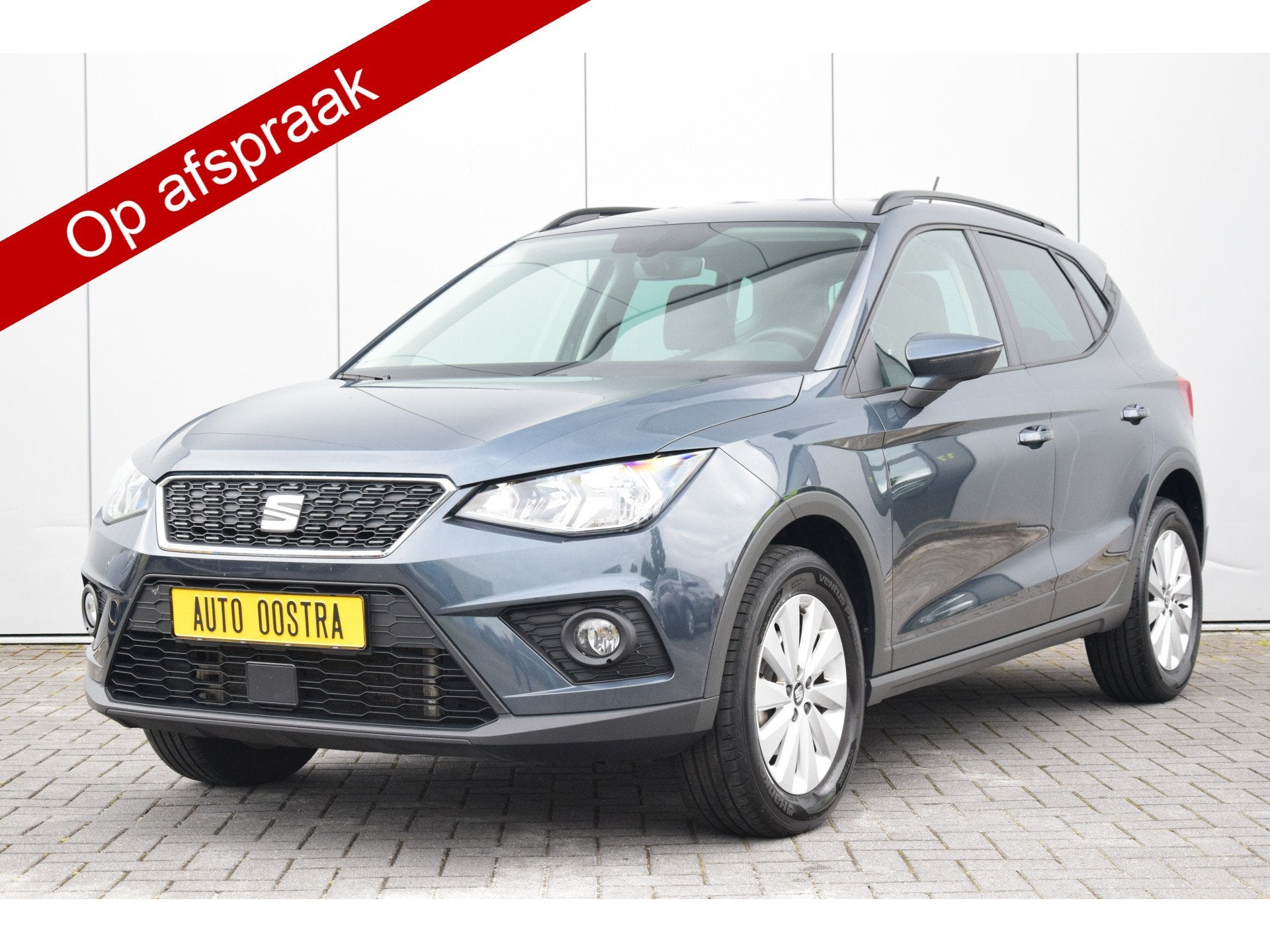 SEAT Arona 1.0 TSI Style Automaat Navi/Carplay Priv/Glass Ec, Auto's, Dealer onderhouden, Stof, 116 pk, Bedrijf