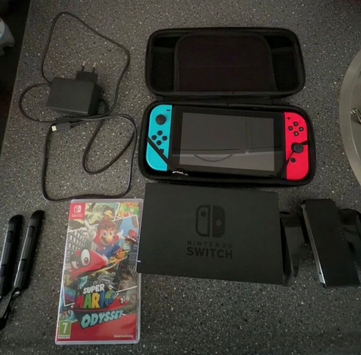 Nitendo switch met accessoires, Verzenden, Zo goed als nieuw, Met harde schijf, Switch Original