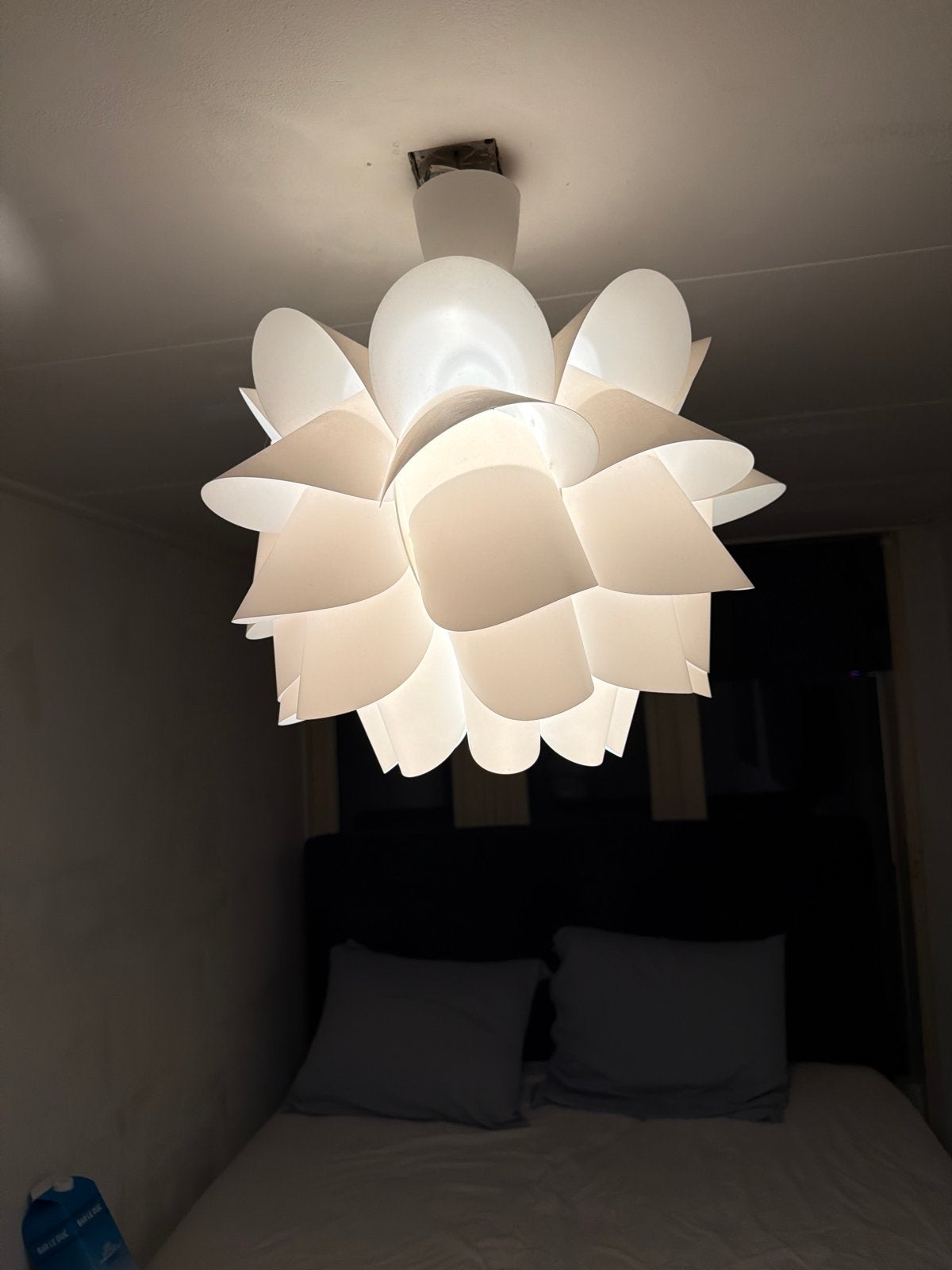 IKEA Bloem Plafondlamp - Zelf demonteren, ophalen Rotterdam, Ophalen of Verzenden, Gebruikt, Kunststof, E27 (groot)