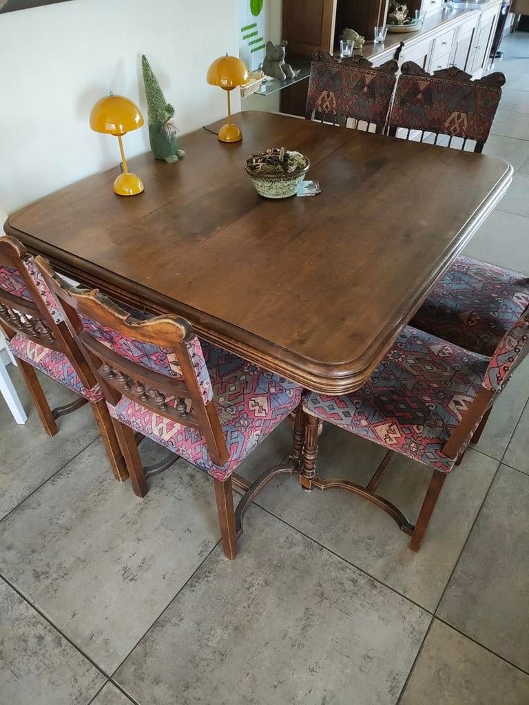 Antieke Uitschuifbare Eettafel met 6 Renaissance Stoelen, Antiek en Kunst, Antiek | Meubels | Tafels, Ophalen