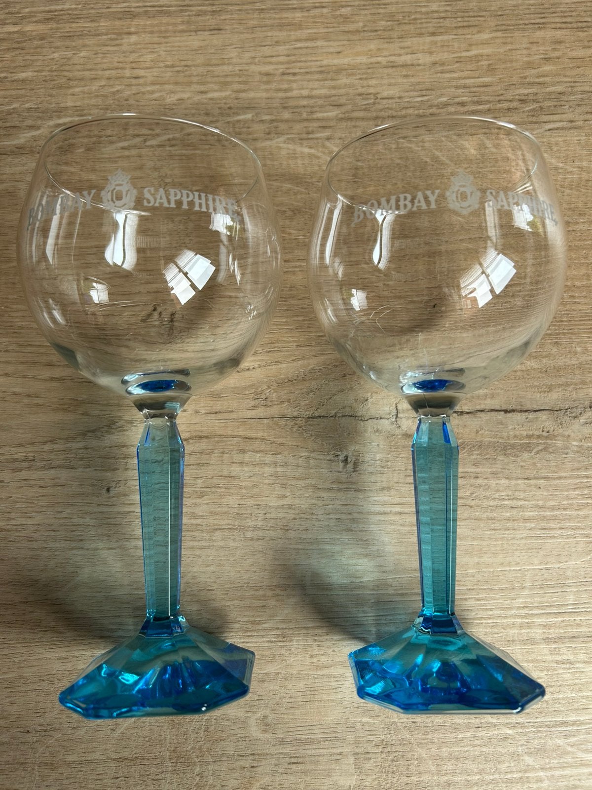 Bombay Sapphire Gin 2 kristallen glazen groot nieuw, Ophalen of Verzenden, Zo goed als nieuw, Overige typen