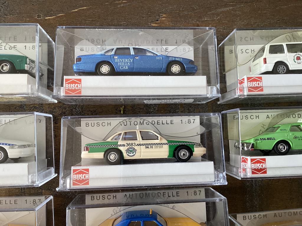 Busch, 11x taxi USA, unieke amerikaanse modellen US, 1/87 HO, Treinset, Bachmann, Gelijkstroom of Wisselstroom, Nieuw