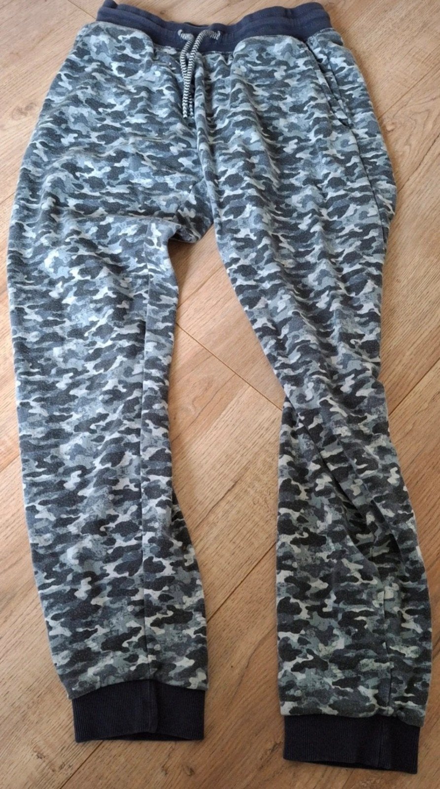 Pepperts camouflage joggingbroek maat 158/164, Broek, Gebruikt, Jongen of Meisje, Pepperts