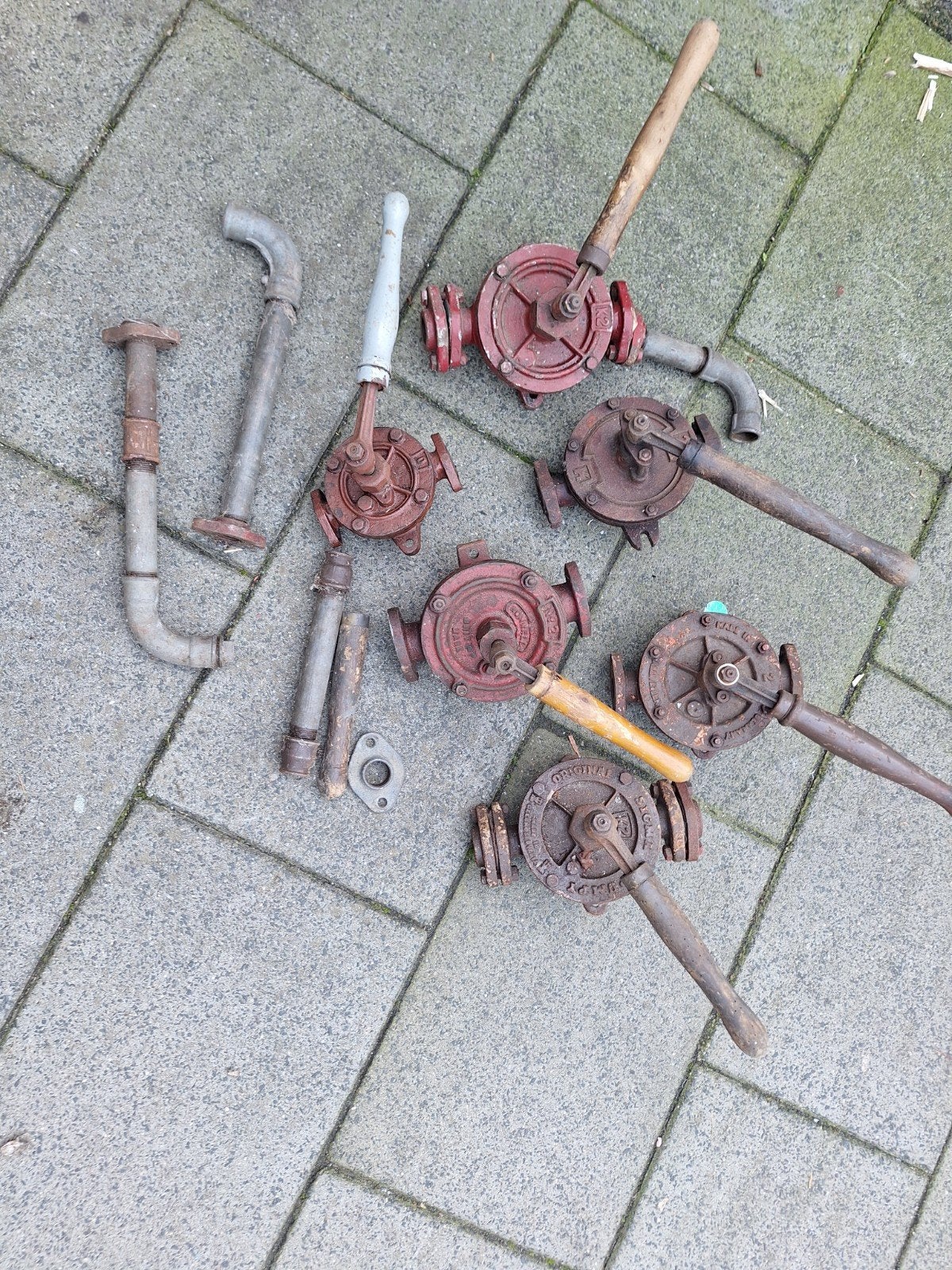 Oude maar goed werkende handpompen en onderdelen, Ophalen of Verzenden