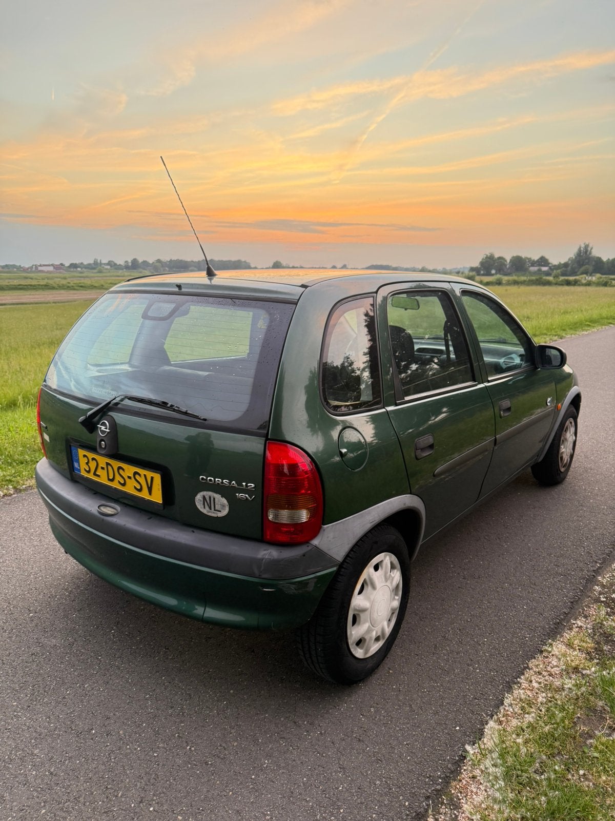 Opel Corsa automaat 1.2 nieuwe APK, Auto's, Opel, Origineel Nederlands, USB, Particulier, 915 kg