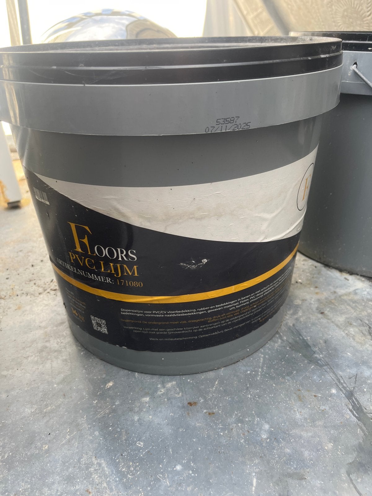 Floors PVC Lijm 14kg - Oplosmiddelvrije Dispersielijm, 10 tot 15 liter, Ophalen of Verzenden, Nieuw, Grijs