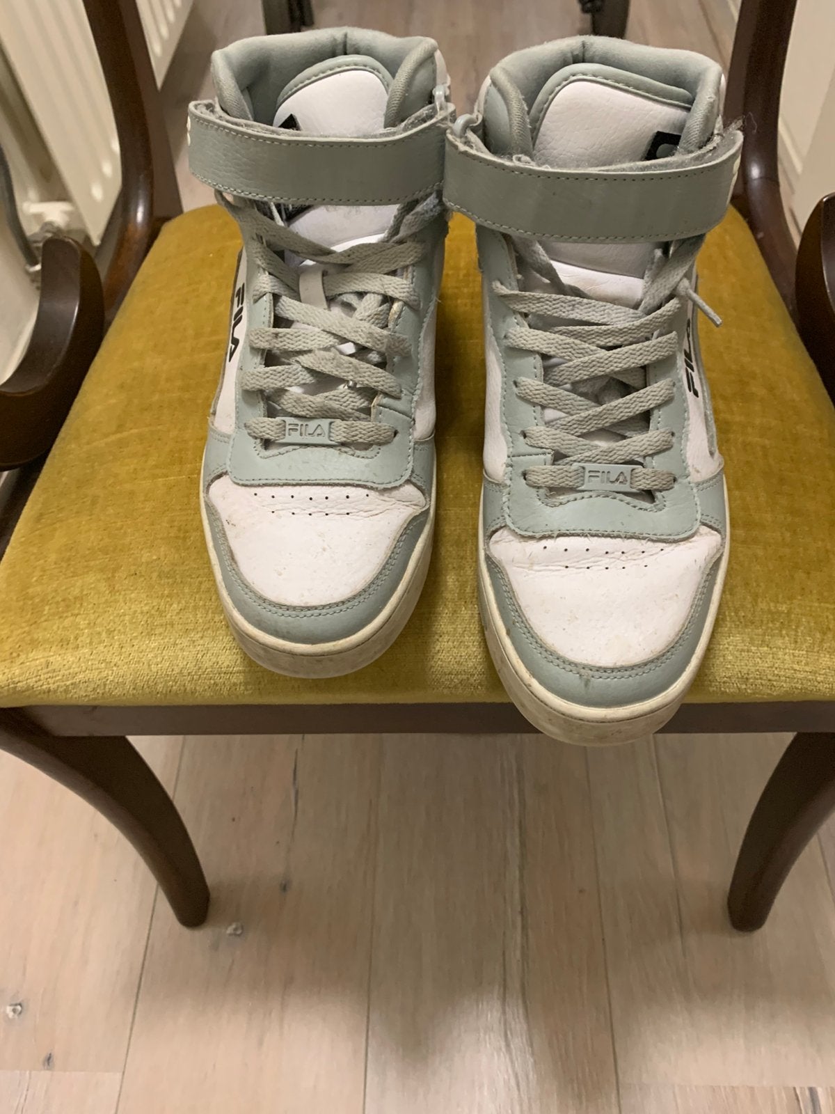 Fila hoge sneakers, Kleding | Heren, Schoenen, Ophalen of Verzenden, Zo goed als nieuw, Wit