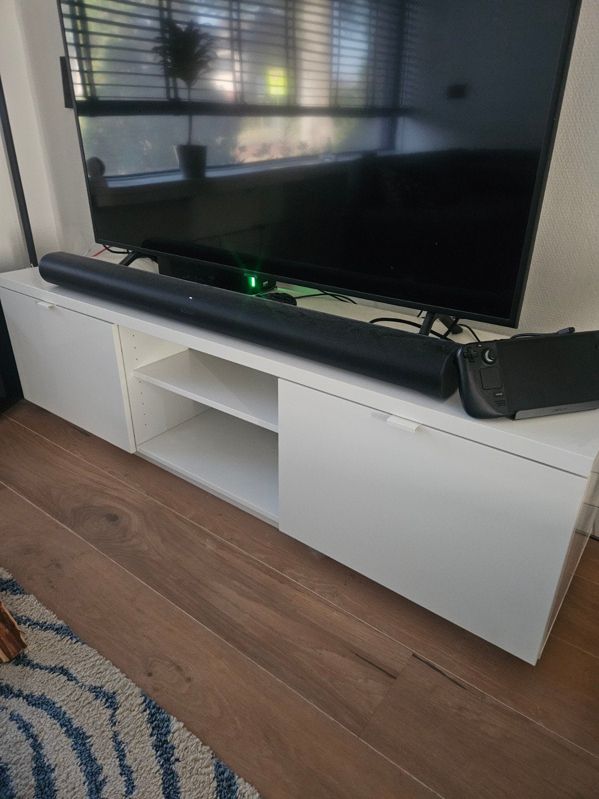 Ikea Byas TV-Meubel, Huis en Inrichting, Kasten | Televisiemeubels, Ophalen, Gebruikt, 150 tot 200 cm, Minder dan 100 cm