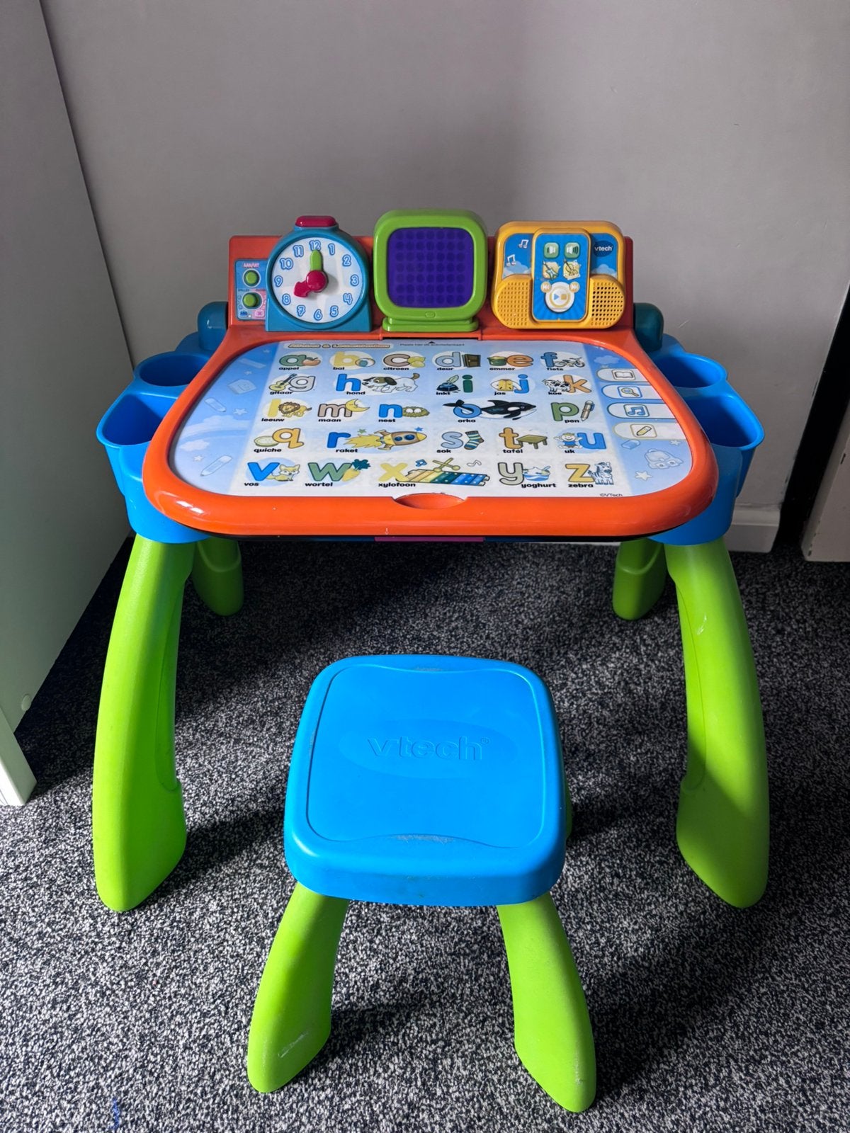 VTech leer tafeltje bureau met kruk, Ophalen, Zo goed als nieuw