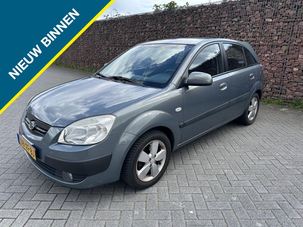Kia Rio 1.4 LX (bj 2007), Gebruikt, Metallic lak, 4 cilinders, 1054 kg
