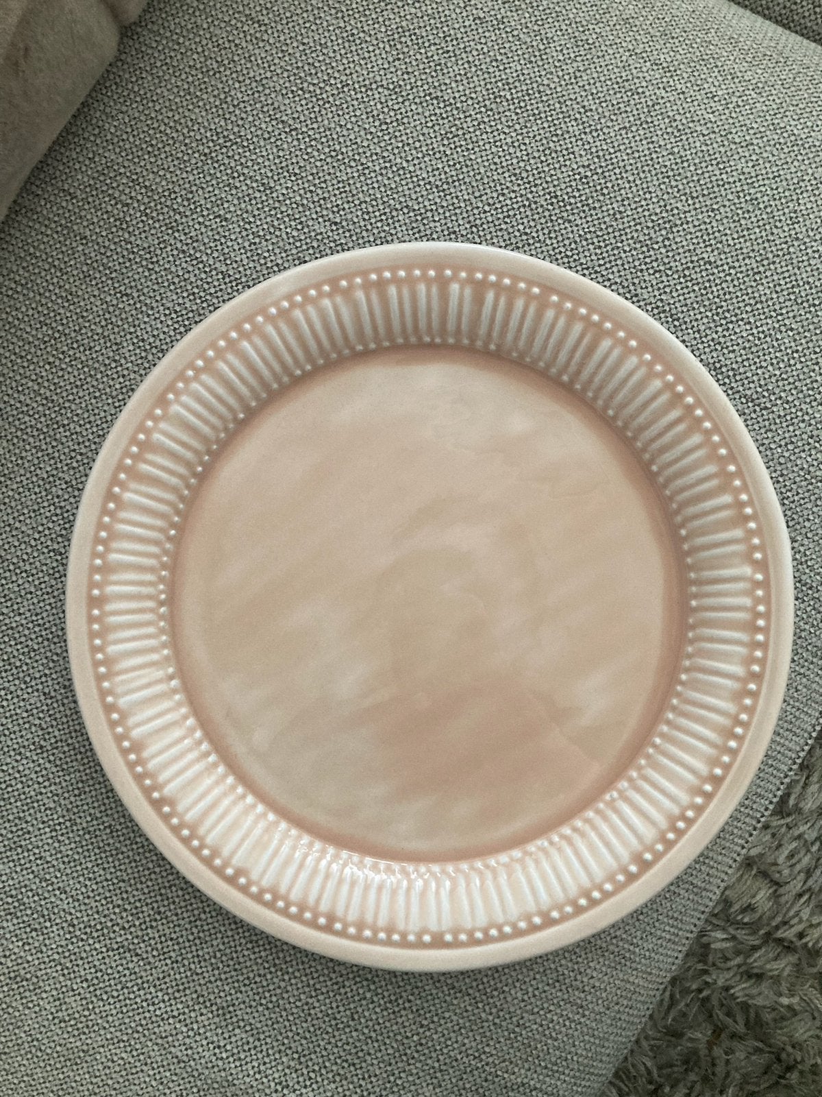 Te koop; roze dienblad Rivièra Maison, oude collectie, Rond, Nieuw, Ophalen of Verzenden, Dienblad