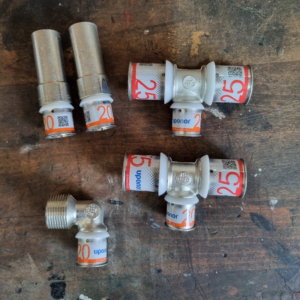 Uponor 20mm perskoppelingen (diverse), Overige materialen, Overige typen, Nieuw, Minder dan 2 meter
