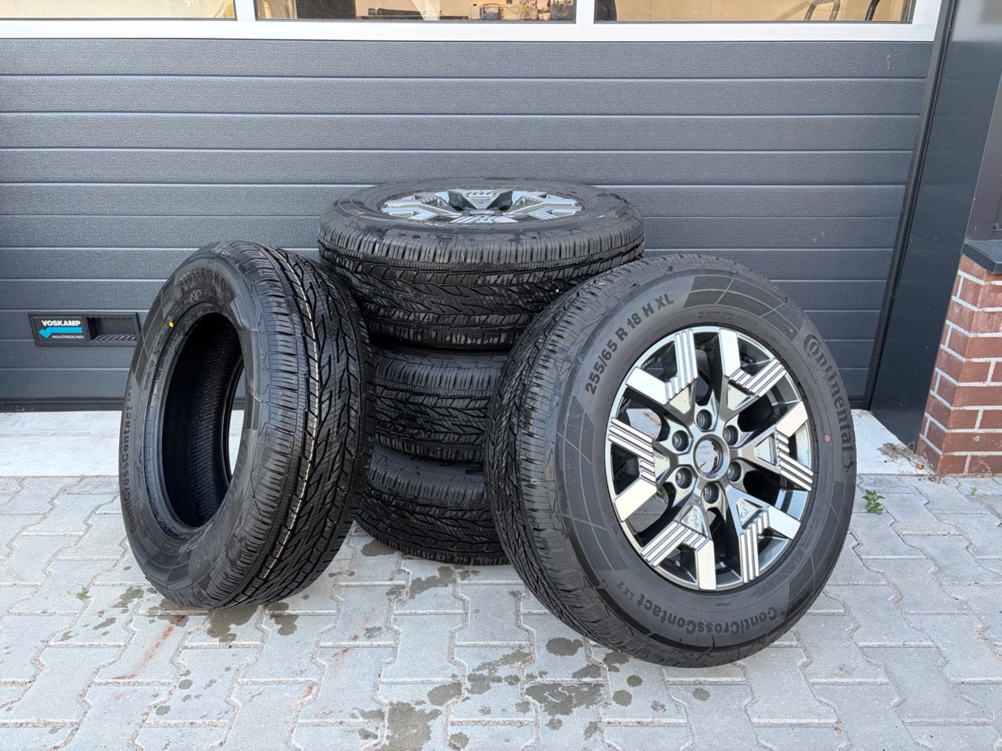 Ford Ranger band met velg (2022 en nieuwer), Gebruikt