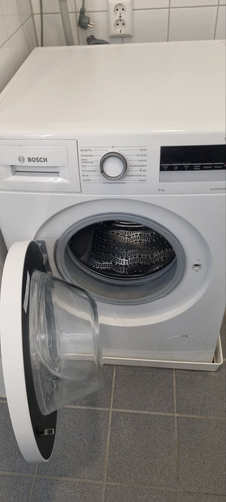 Foto 3 van Bosch serie 4 wasmachine 8 kg