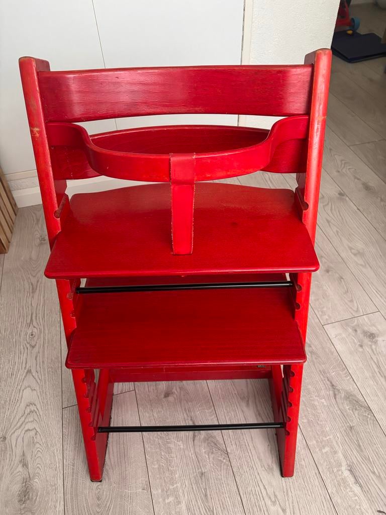 Originele Stokke meegroeistoel - rood, gebruikt maar stevig, Ophalen, Gebruikt, Meegroeistoel