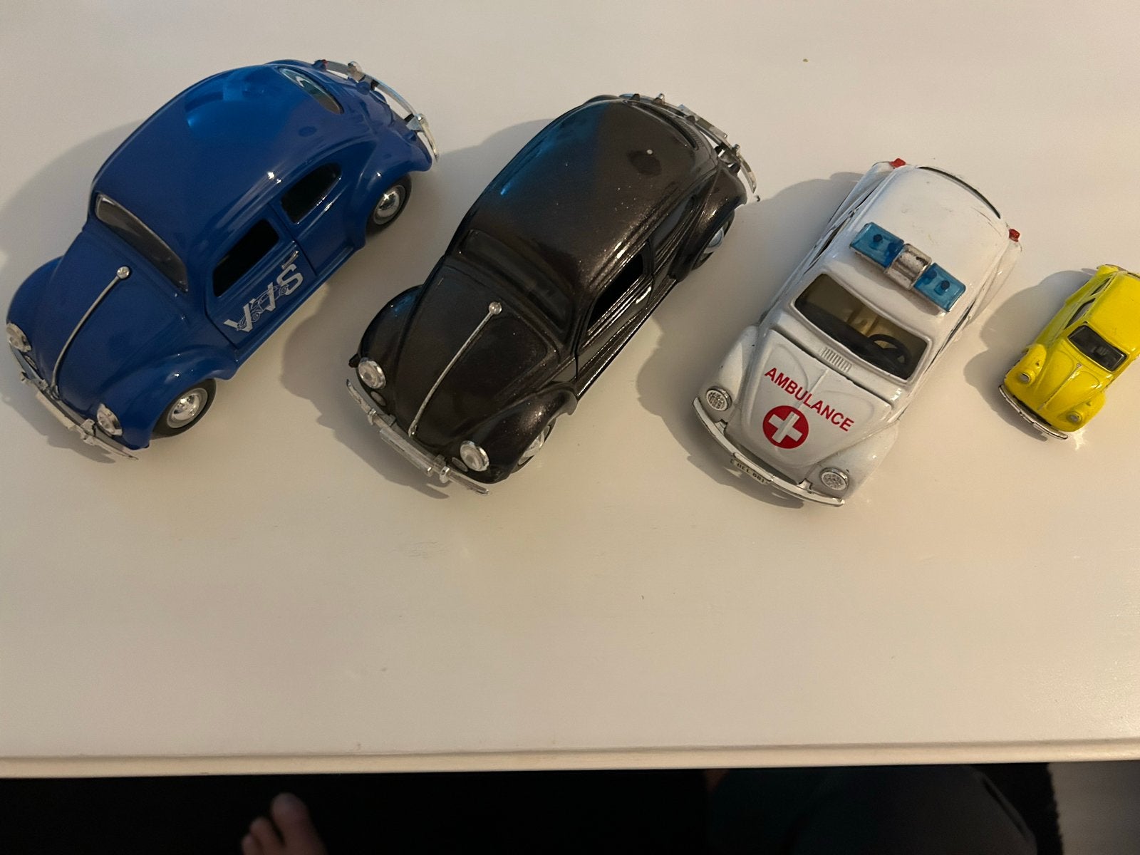 Set van 4 Volkswagen Kever modelauto's, Ophalen of Verzenden, Gebruikt