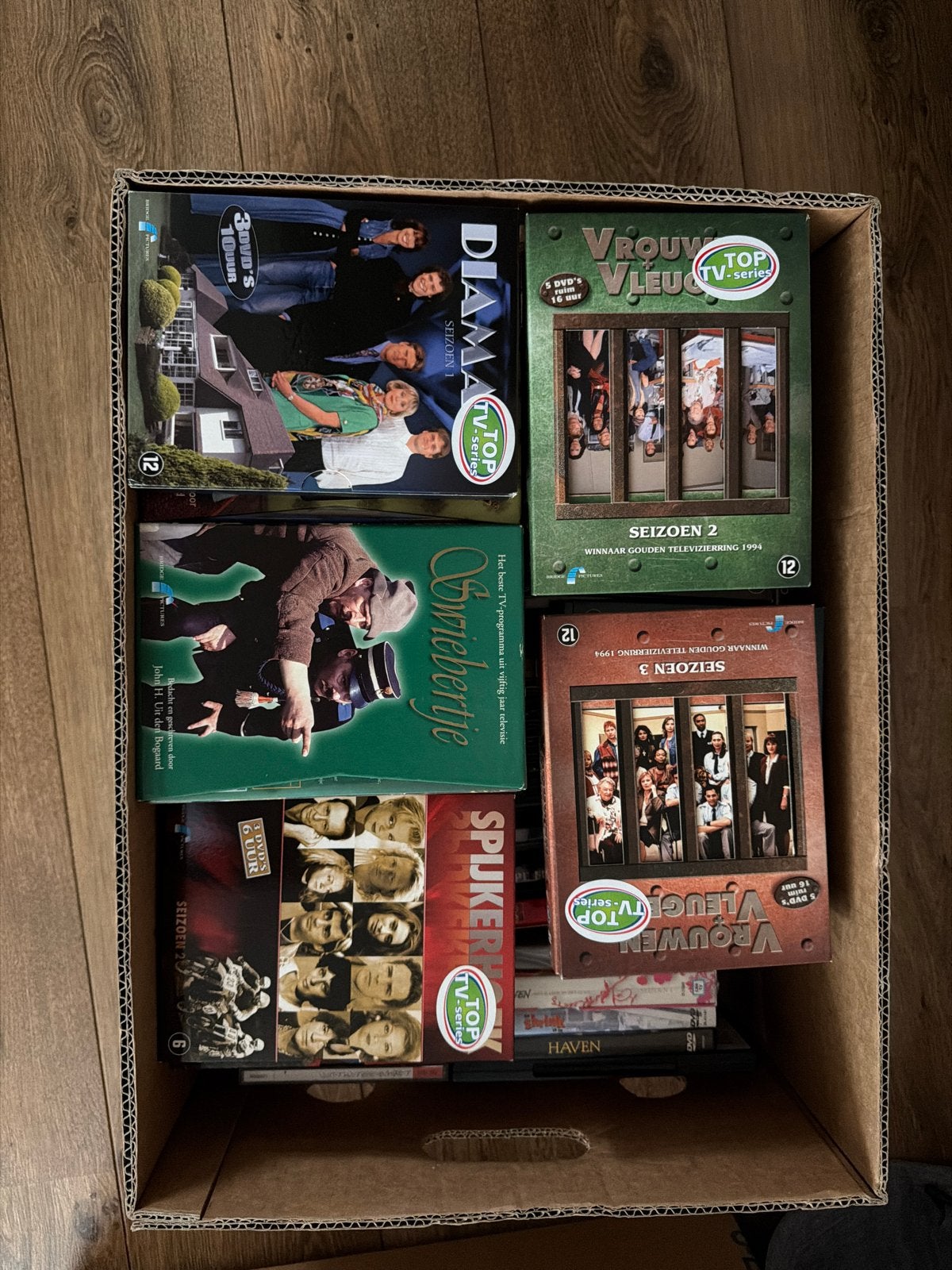DVD Boxen: Vrouwenvleugel, Diamant, Swiebertje, Spijkerhoek, Ophalen, Gebruikt, Seizoen 1, Nederlands