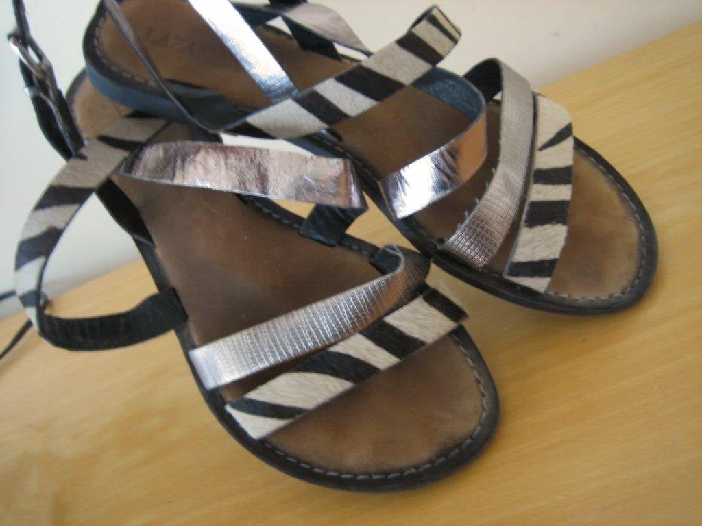 Speelse zebravacht teenschoentjes LAZAMANI 41 Snazzeys, Verzenden, Lazamani, Sandalen of Muiltjes, Zo goed als nieuw