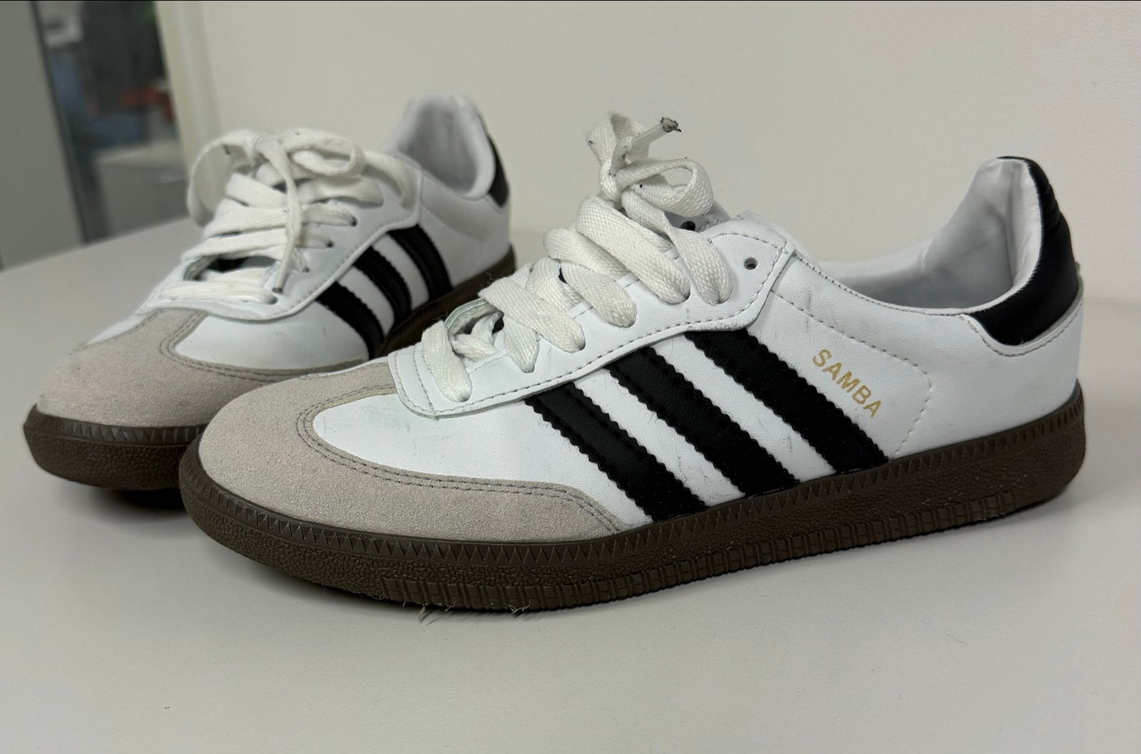 Adidas Samba Sneakers Wit/Zwart - Maat 37, Kleding | Dames, Schoenen, Ophalen of Verzenden, Zo goed als nieuw, Wit, Sneakers of Gympen