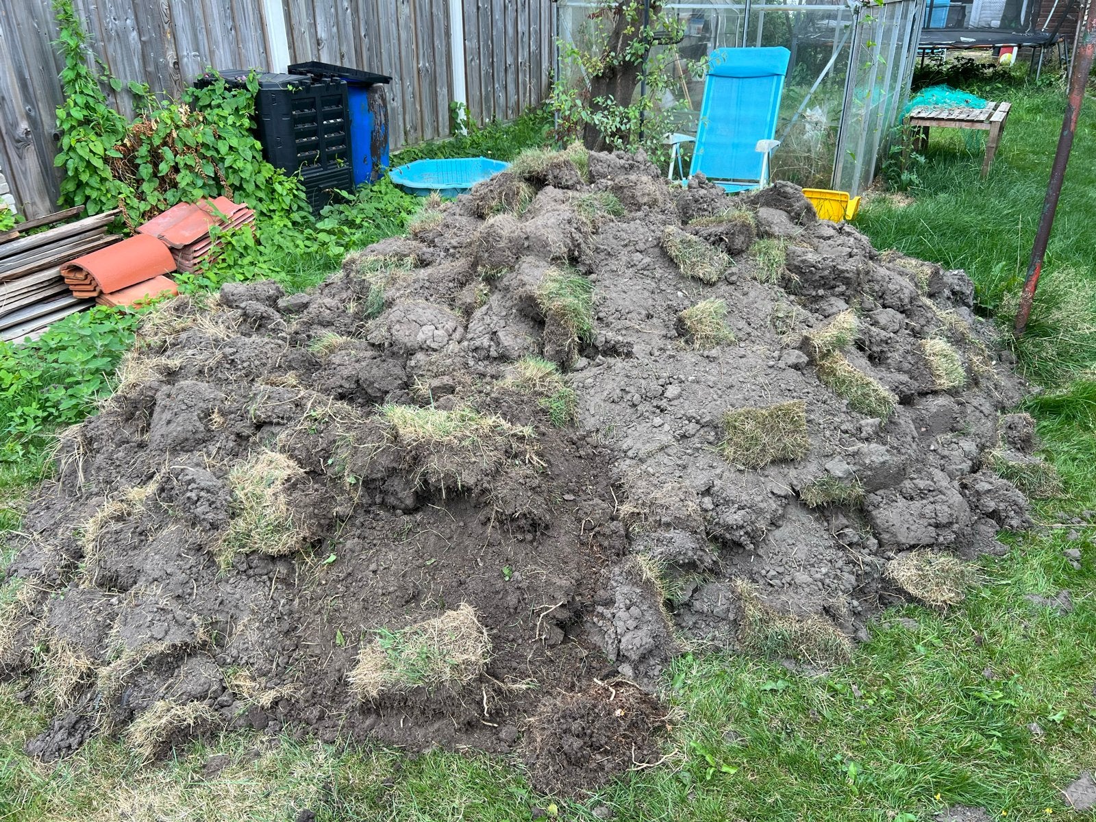 Gratis zwarte grond/zand af te halen (ca. 6 kuub), Tuin en Terras, Zand, Ophalen, Gebruikt, Ophoogzand