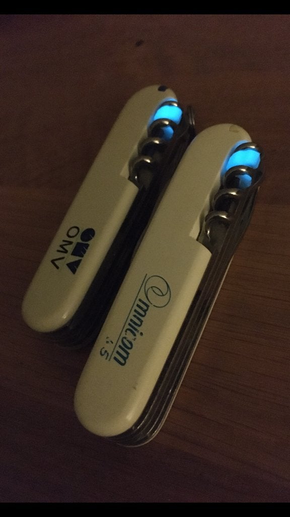 2 Victorinox zakmessen, Caravans en Kamperen, Ophalen of Verzenden, Gebruikt