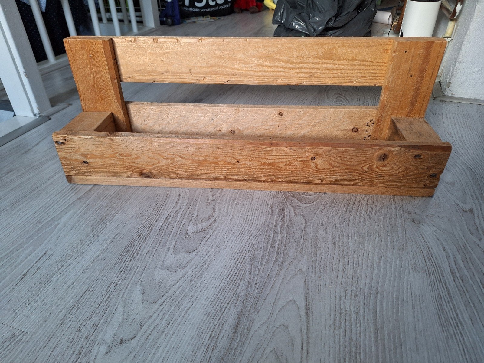 Houten leesboekenrekje / plantenbak / kruidenrekje, Huis en Inrichting, Ophalen, Hout, Gebruikt, Landelijk