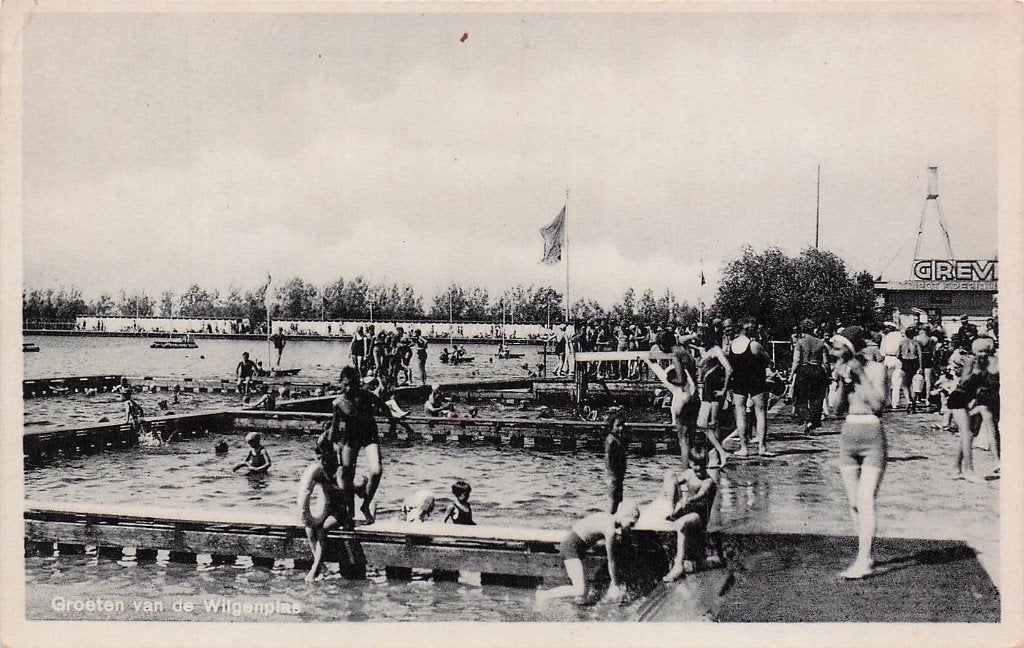 Rotterdam - de Wilgenplas met veel zwemmers (1936), Ophalen of Verzenden, 1920 tot 1940, Gelopen, Zuid-Holland