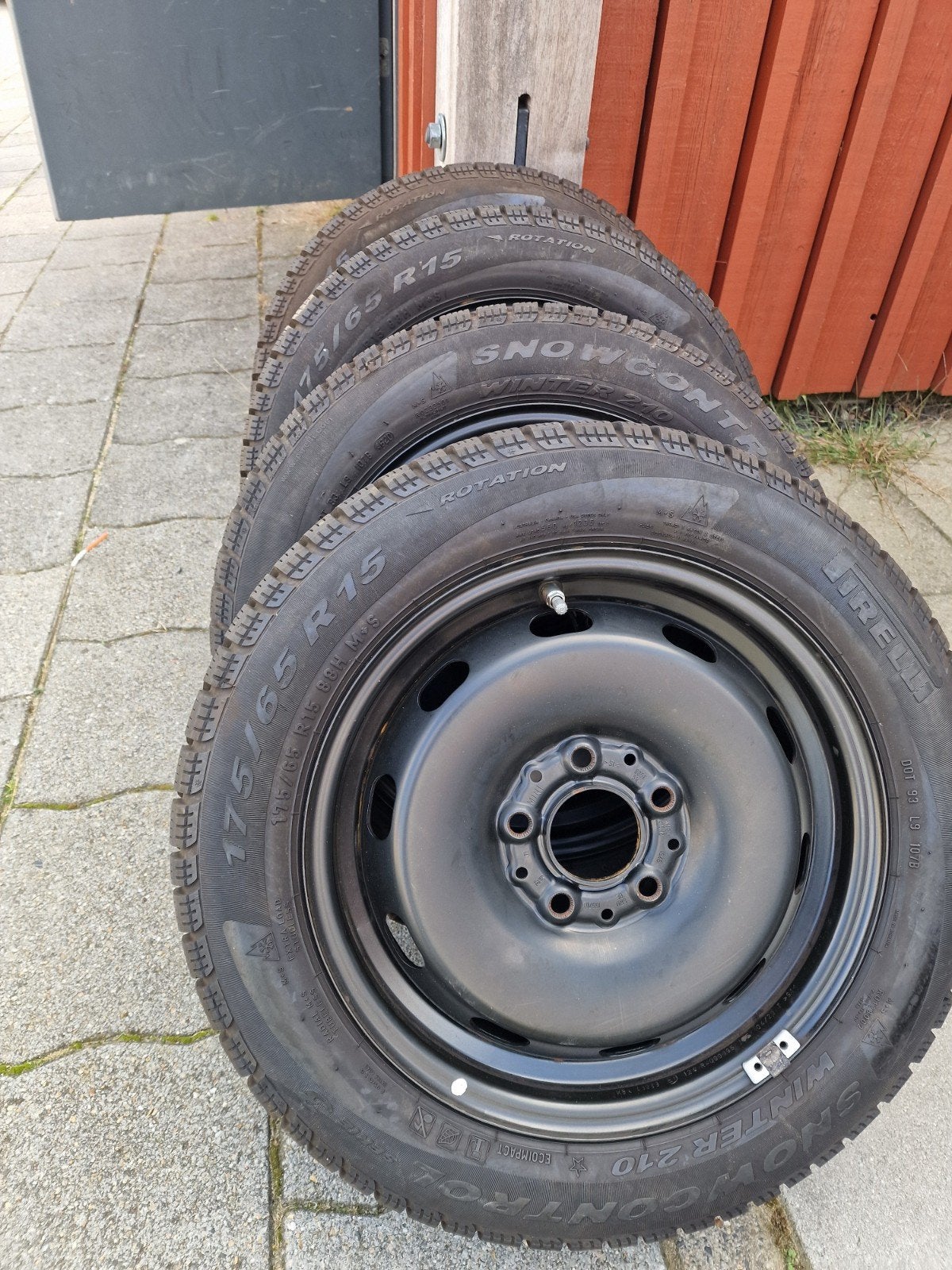 Pirelli Snowcontrol 15 inch winterwielenset voor Mini, Ophalen, Gebruikt, 15 inch, 175 mm