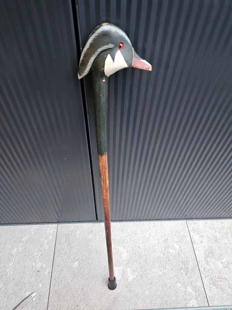 Handgemaakte wandelstok met een handvat in de vorm van een e, Ophalen