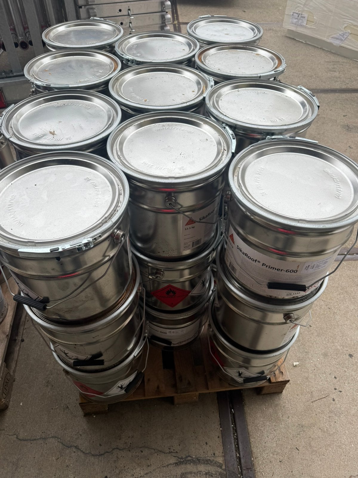 Sika Roof primer-600 voorstrijk bitumen daken, Ophalen, Overige materialen, Zwart, Zo goed als nieuw