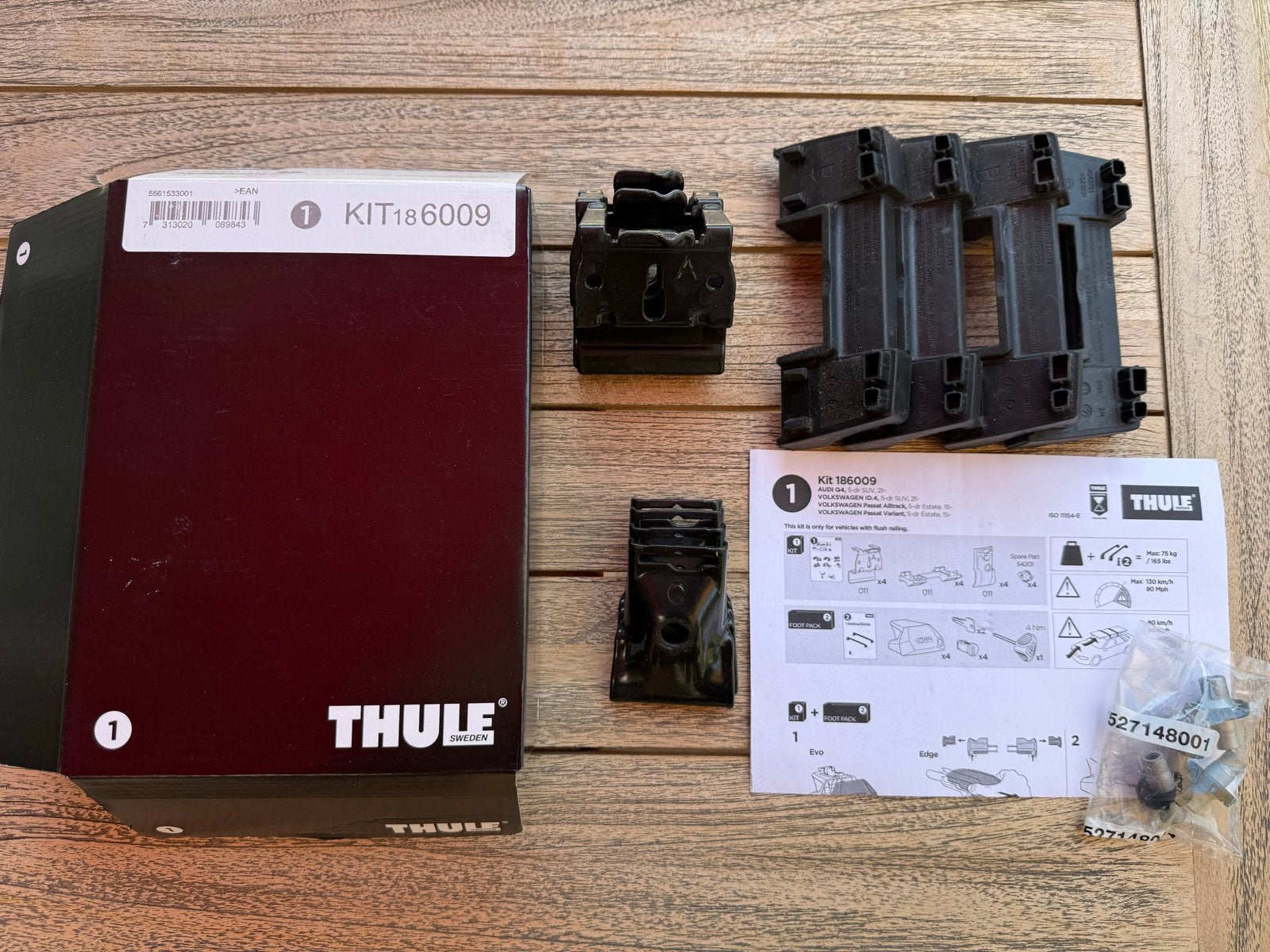 Thule Kit 186009 voor Audi Q4, VW ID.4, Passat Alltrack/Vari, Auto diversen, Dakdragers, Ophalen of Verzenden, Zo goed als nieuw