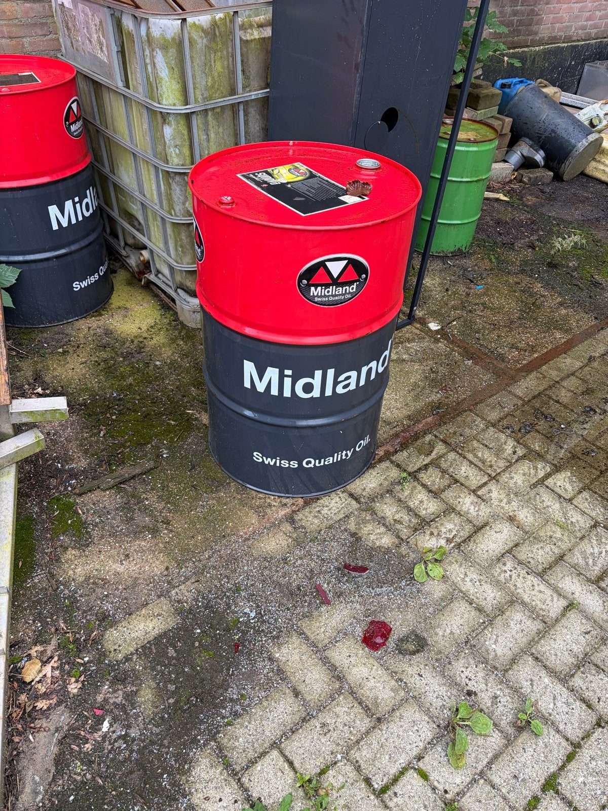 2x Vuurton olievat 200 liter leeg - Sassenheim, Tuin en Terras, Ophalen, Gebruikt, Vuurton