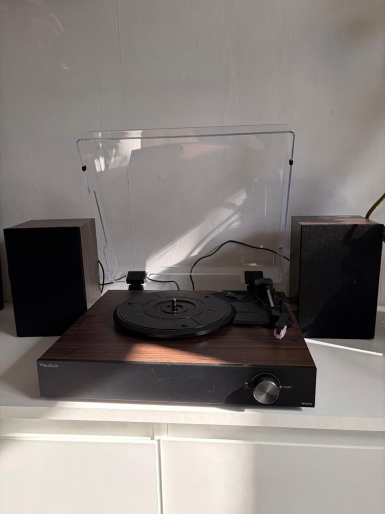 AUDIZIO RP325W Platenspeler Bruin, Audio, Tv en Foto, Platenspelers, Ophalen of Verzenden, Zo goed als nieuw, Platenspeler, Overige merken