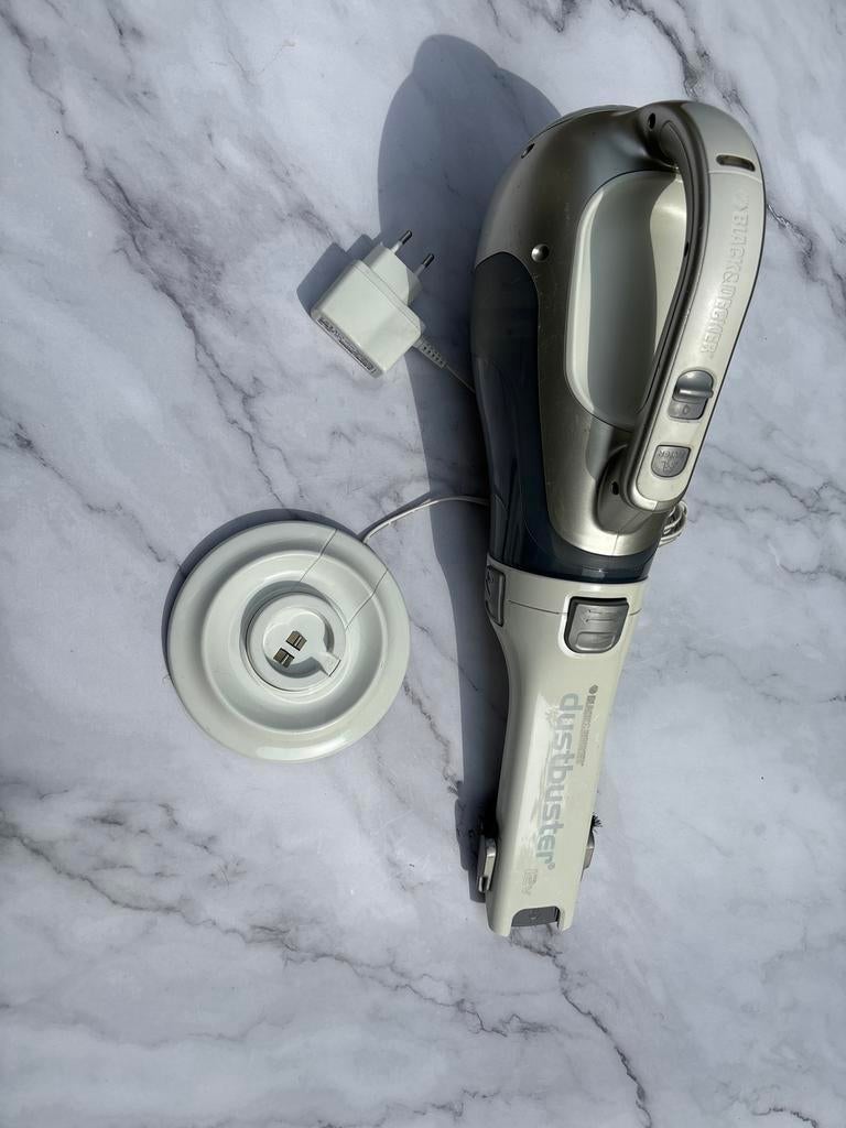 Black & Decker Dustbuster 12V Kruimeldief met Oplaadstation, Overige merken, Gebruikt, Kruimeldief, Draadloos
