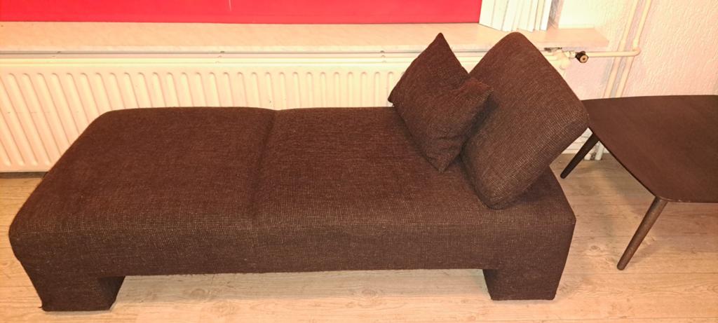 Chaise longue met kussens - Bank - Daybed, Huis en Inrichting, Banken | Sofa's en Chaises Longues, Ophalen, Gebruikt, Eenpersoons