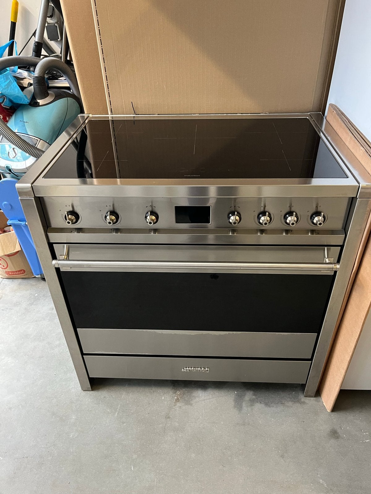 Smeg inductie fornuis, 5 kookzones, zo goed als nieuw, Witgoed en Apparatuur, Fornuizen, Ophalen, 60 cm of meer, Zo goed als nieuw