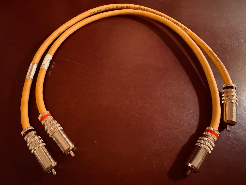 RCA interlink van den Hul D102 MKiii 50 cm, Ophalen of Verzenden, Zo goed als nieuw, Minder dan 2 meter, Interlink-kabel