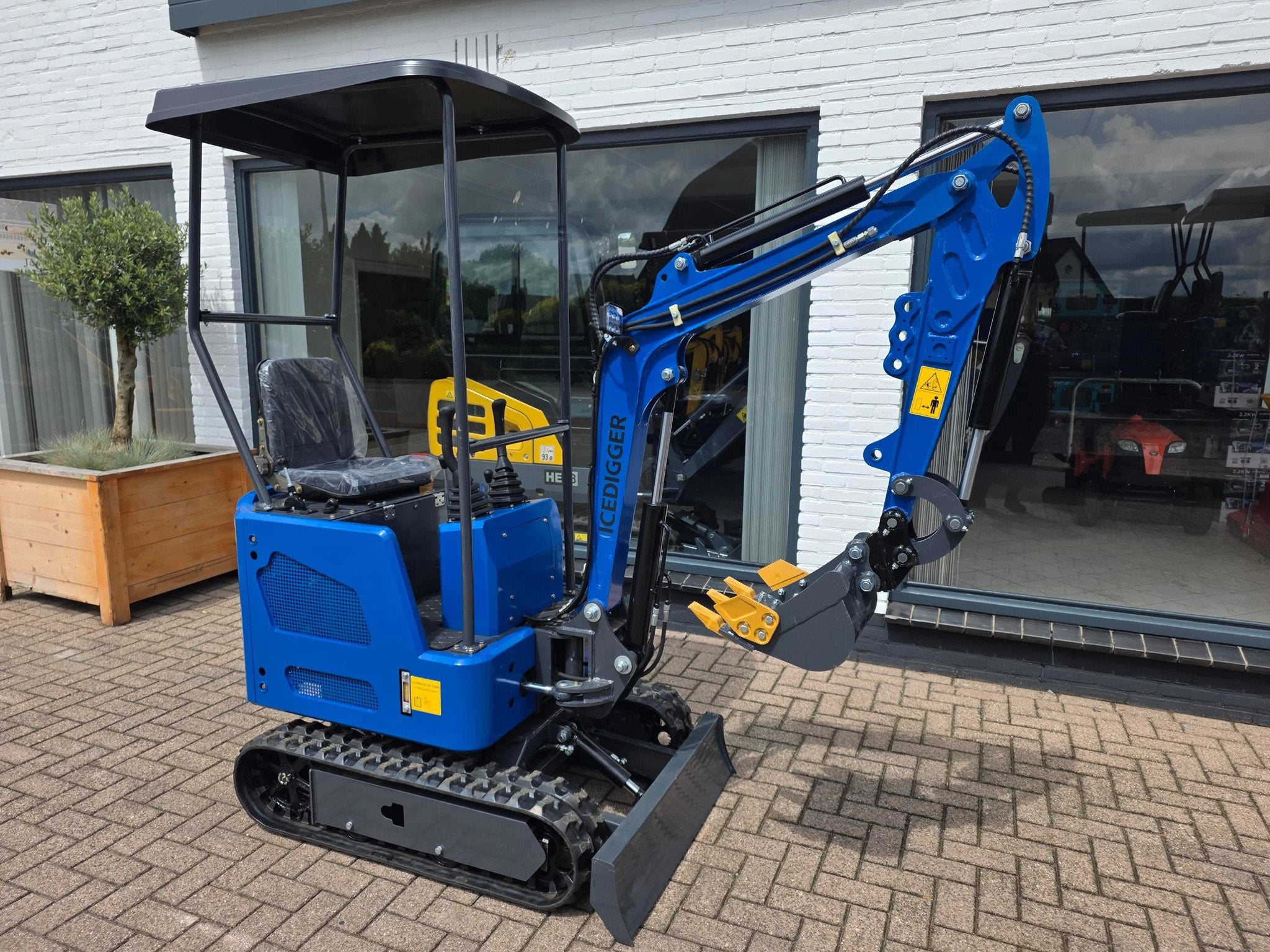 Ice excuvator digger Graafmachine knikgiek snelwissel minigr, Graafmachine