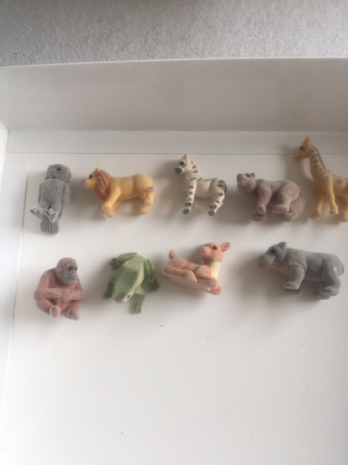 9 fluwelen dieren, Ophalen, Zo goed als nieuw