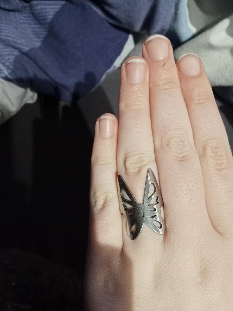 Vlinder ring size 17(?) stainless steel, IJzer of Staal, Nieuw, Ophalen of Verzenden, 17 tot 18
