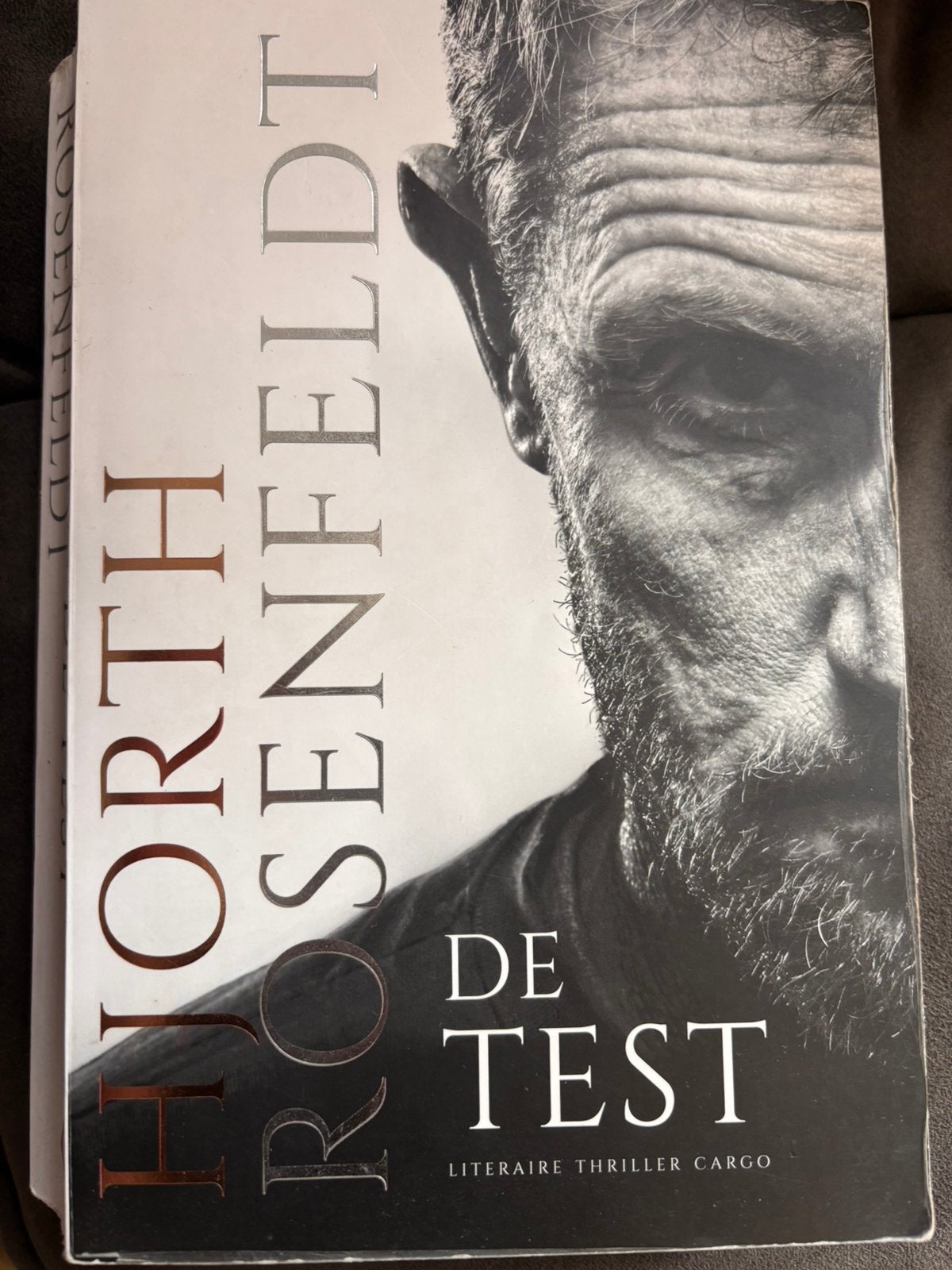 De test Hjorth rosenfeldt, Ophalen of Verzenden, Zo goed als nieuw