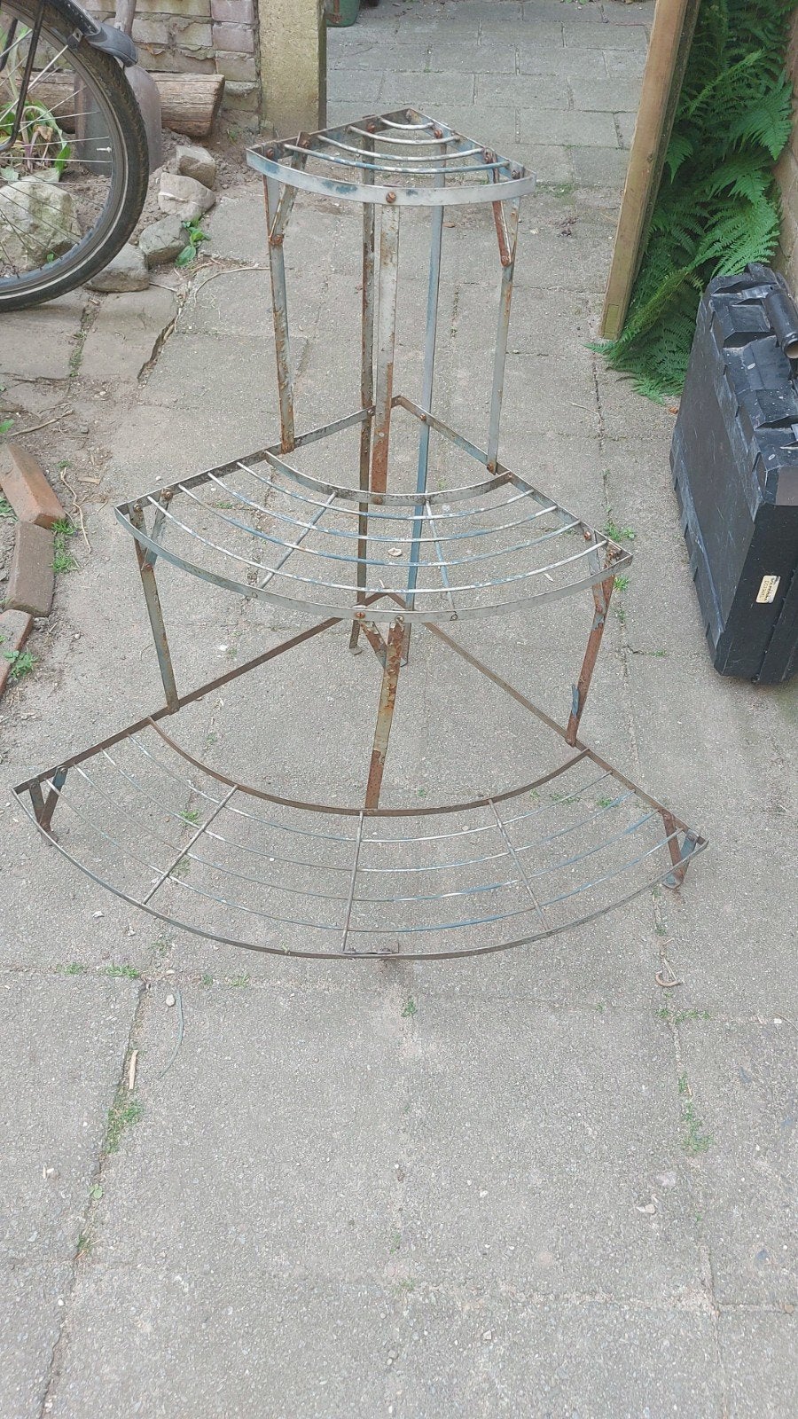 Metalen hoekplantenrek met 3 niveaus, Tuin en Terras, Bloembakken en Plantenbakken, Gebruikt, Ophalen of Verzenden, Balkon, Metaal