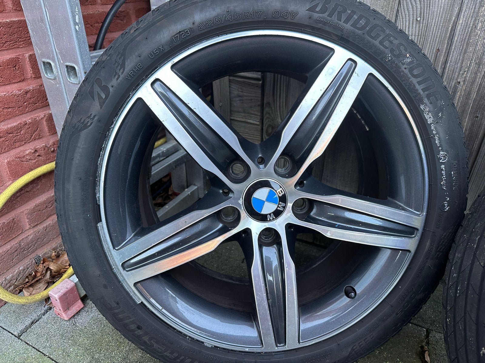 Originele 17 inch BMW M-Sport Velgen 383M + Runflat Banden, Auto-onderdelen, Banden en Velgen, Ophalen, Gebruikt, Banden en Velgen