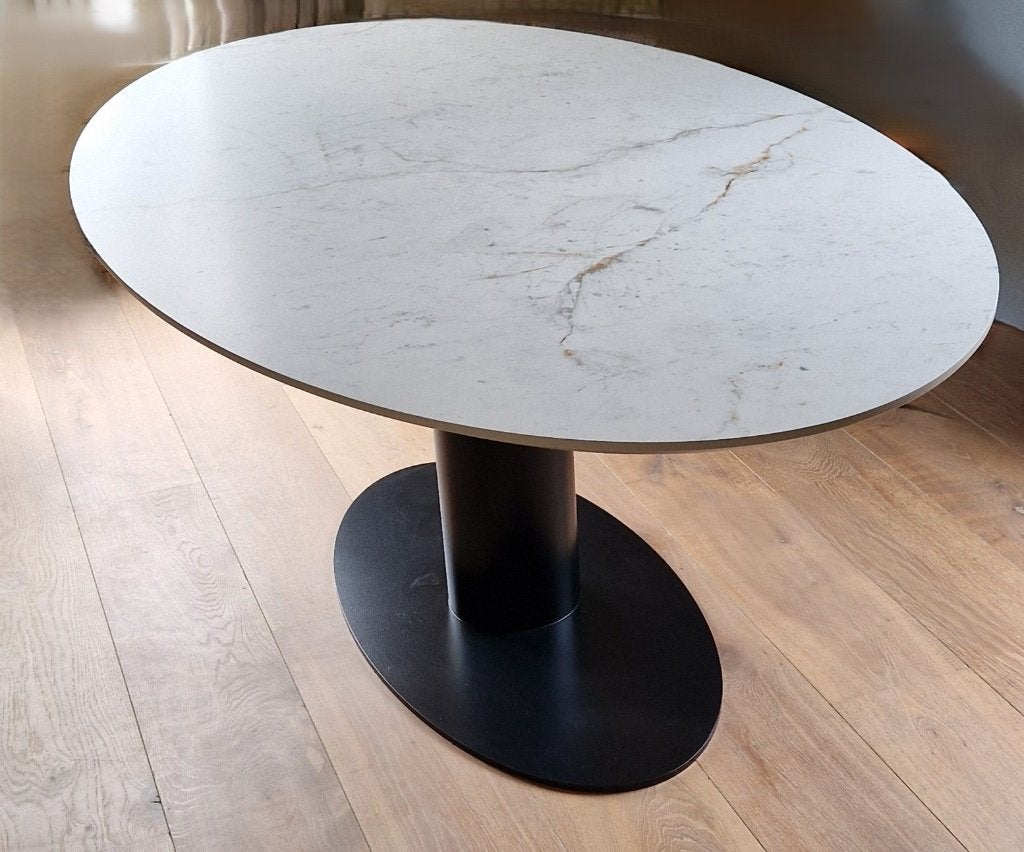 Metaform Orfis Eettafel., Ophalen, Overige materialen, 100 tot 150 cm, 200 cm of meer