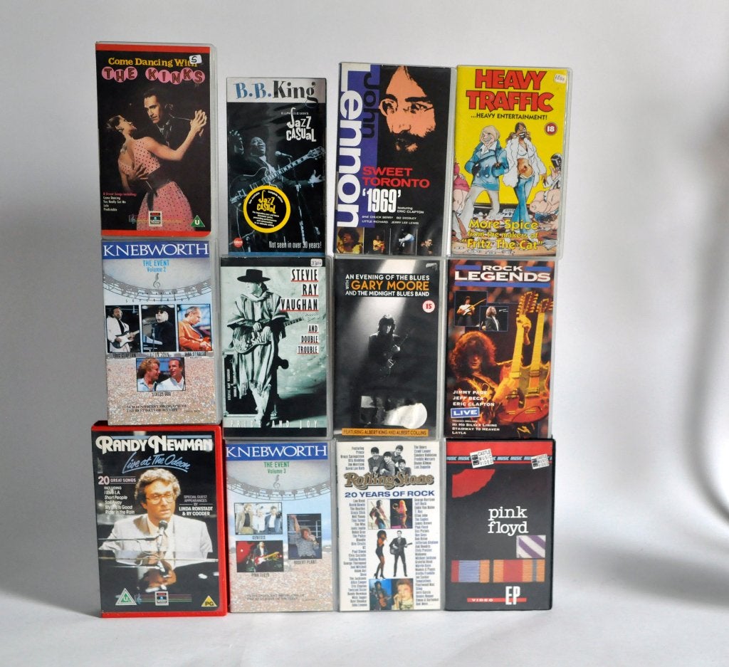 Diverse muziek VHS banden 12 stuks, Gebruikt, Alle leeftijden, Muziek en Concerten, Ophalen of Verzenden