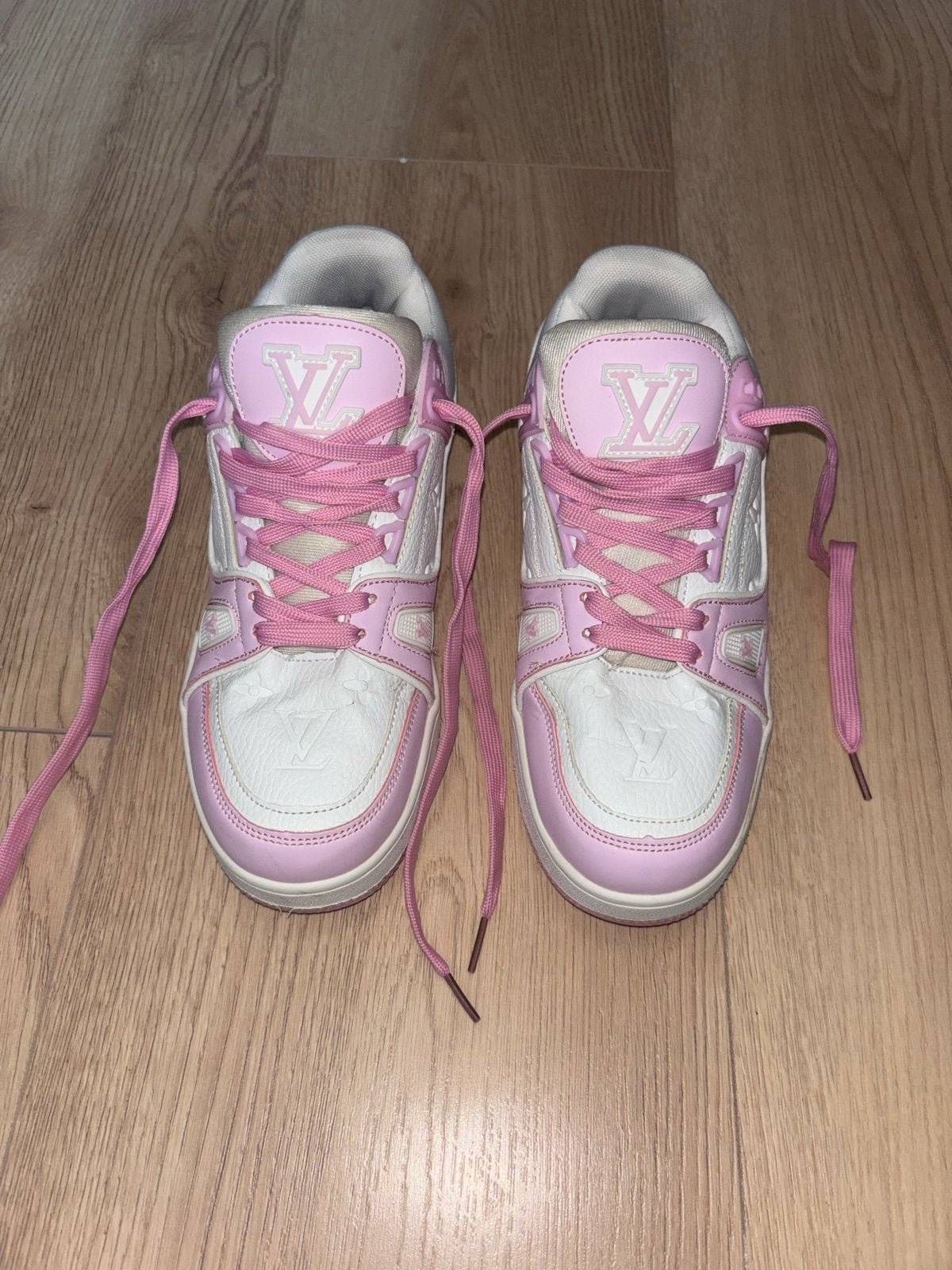 Louis Vuitton Sneakers Roze/Wit, Ophalen of Verzenden, Roze, Sneakers of Gympen, Zo goed als nieuw