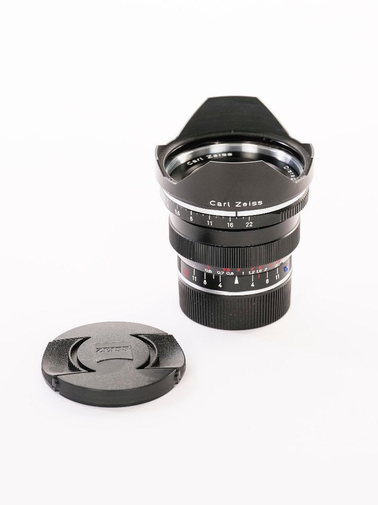 Carl Zeiss M 18mm 4.0 en Leica M 90 mm 2.8 Elmarit, Zo goed als nieuw, Leica, Handmatige focus, Groothoeklens