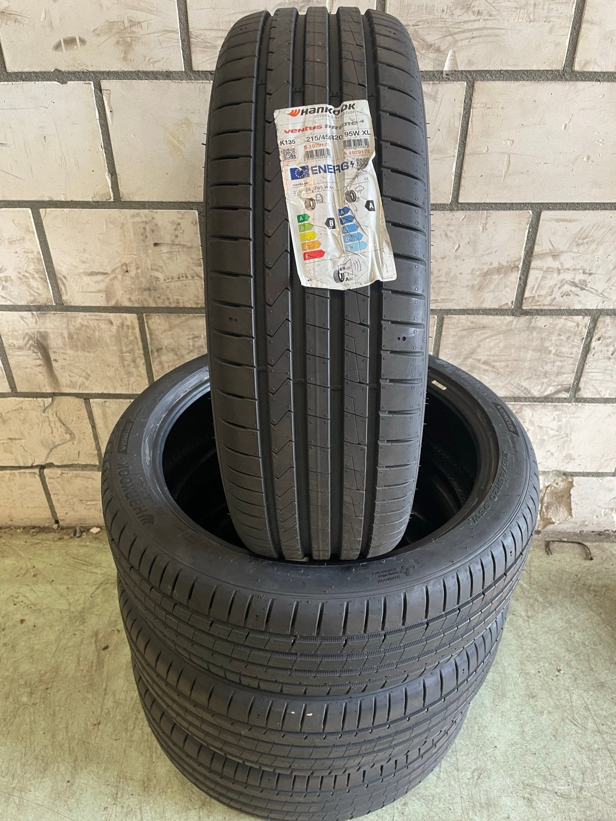Nieuwe Hankook Ventus Prime 4 zomerbanden 215/45R20 95W, 215 mm, Nieuw, Ophalen of Verzenden, Berkvens